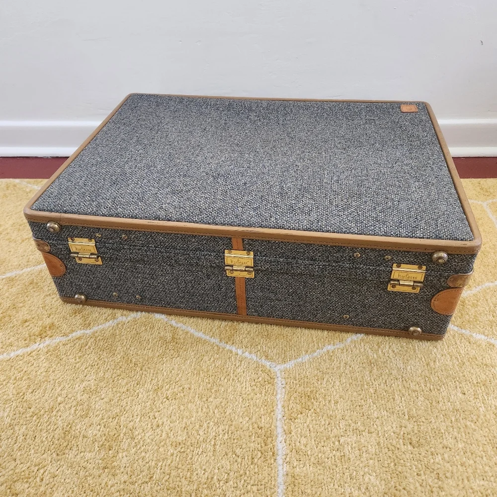 🔥 Vintage Leather locked Tweed Hartmann Luggage